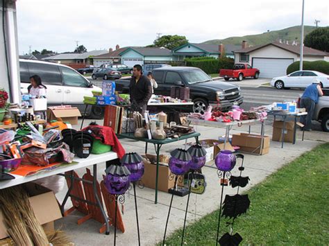 The Biggest Garage Sale Mistakes That Will Cost You Money